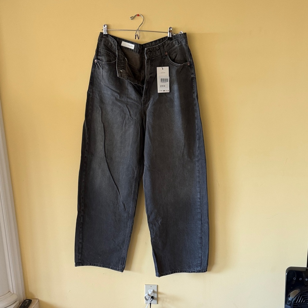 Zara Women's Relaxed Gray Jeans